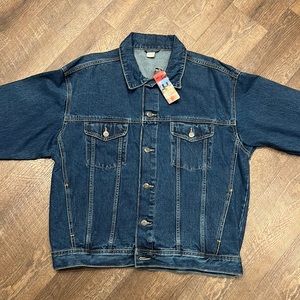 NWT Vintage Y2K Marlboro Denim Jacket